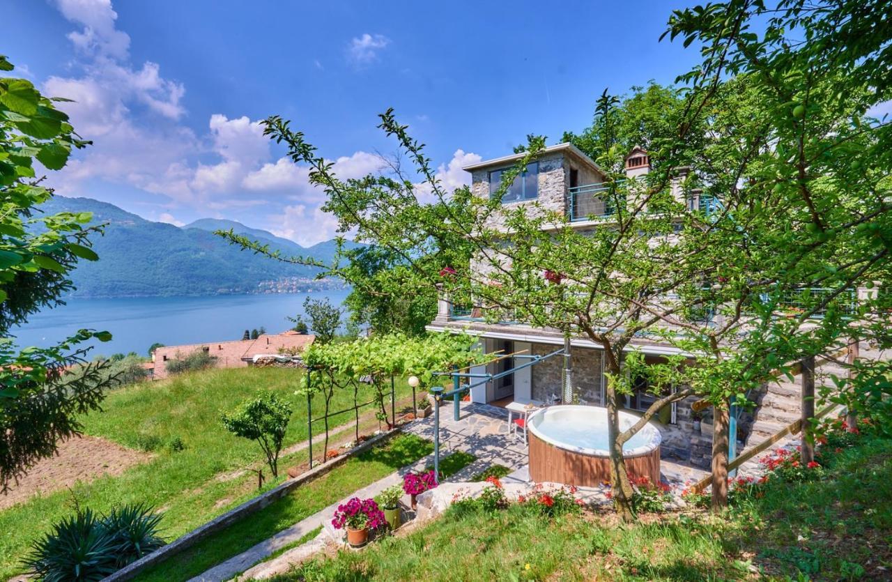 La Casetta Nel Bosco - Hot Tube And Sauna Lierna Exterior foto